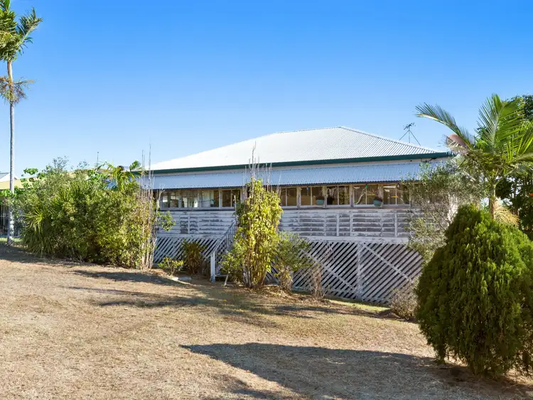 20 William Street, Emu Park QLD 4710