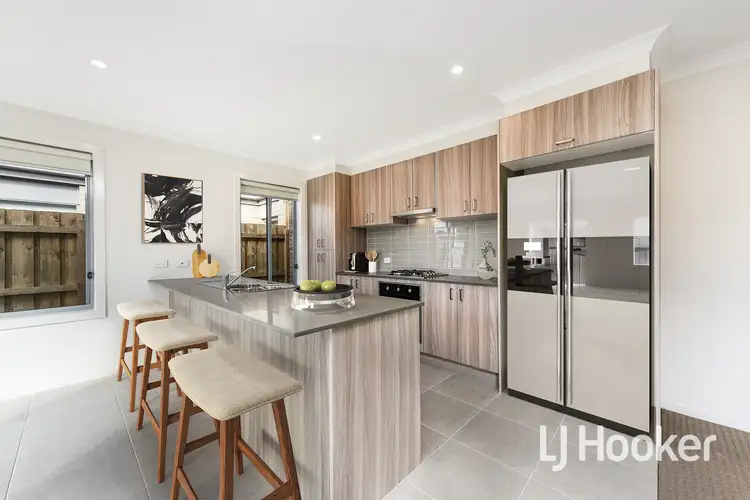 Sixth view of Homely house listing, 26 Quinella Way, Pakenham VIC 3810