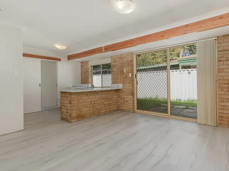 Second view of Homely house listing, 2 Riley Place, Leda WA 6170