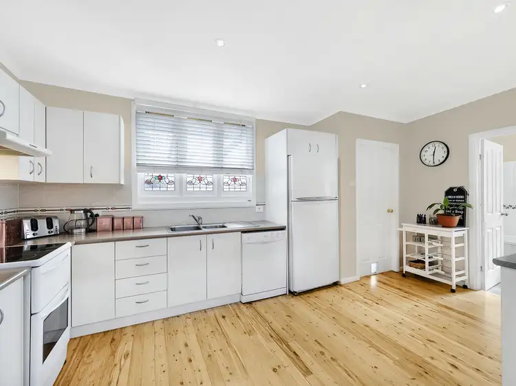 Fourth view of Homely house listing, 6 Laelana Avenue, Budgewoi NSW 2262
