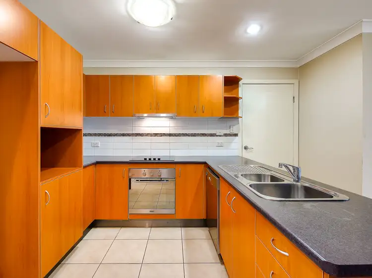 Fourth view of Homely townhouse listing, 2/25 Western Avenue, Chermside QLD 4032
