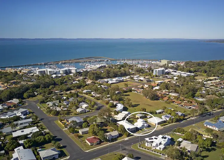 32 Pulgul Street, Urangan QLD 4655