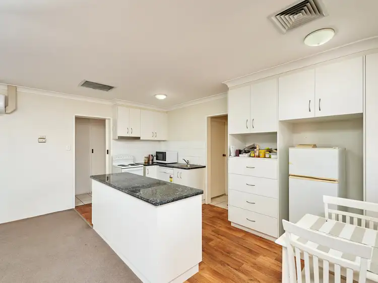 Second view of Homely unit listing, Unit 4/6 Lampe Avenue, Wagga Wagga NSW 2650