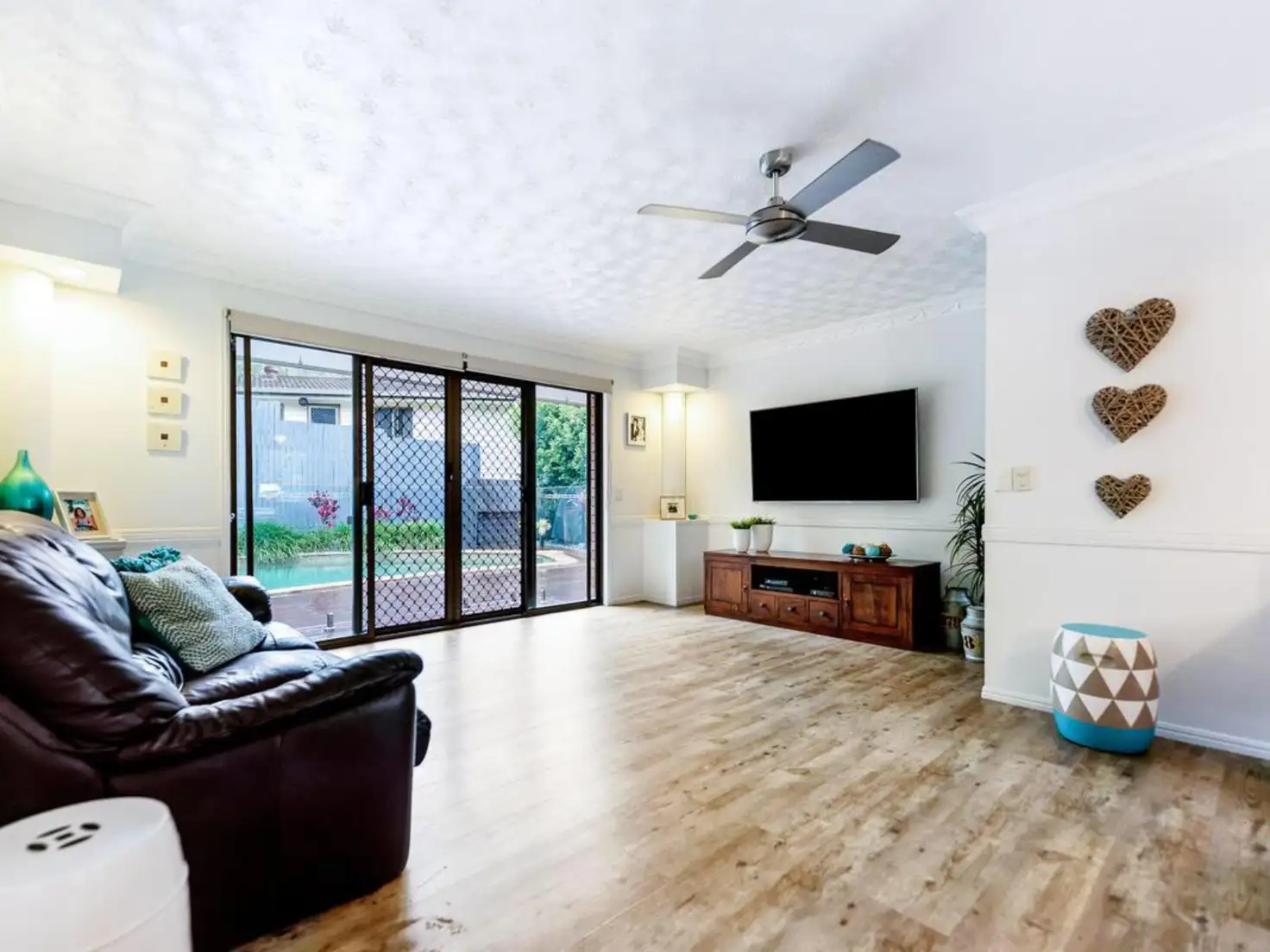 Main view of Homely house listing, 21 Glentrees Grove, Currumbin Waters QLD 4223