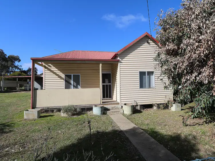 13 Sydney Street, Tarcutta NSW 2652