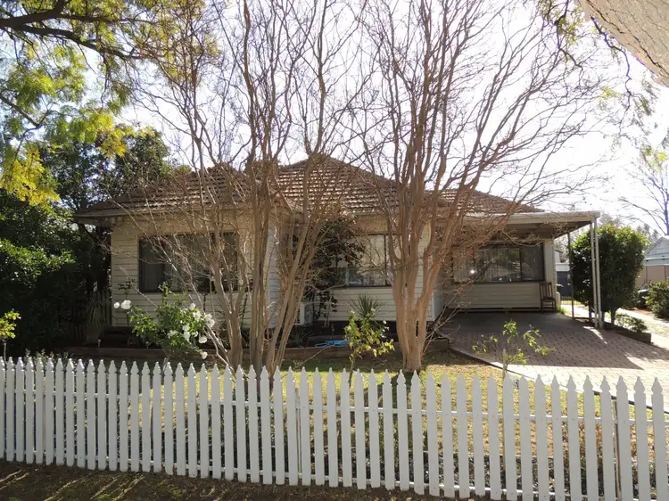 2 Whittaker Street, Swan Hill VIC 3585