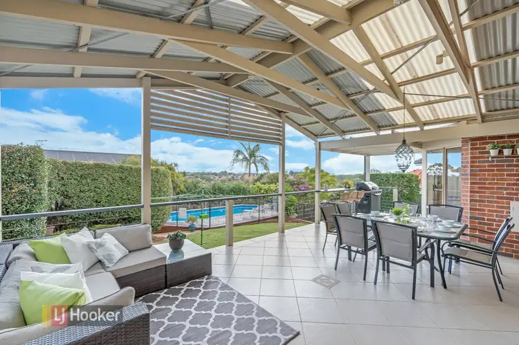 4 Ravensbourne Circuit, Dural NSW 2158