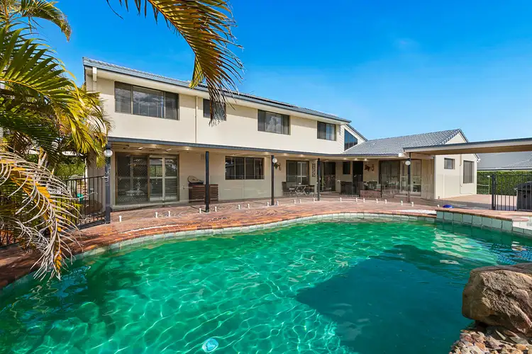 27 Clive Road, Birkdale QLD 4159