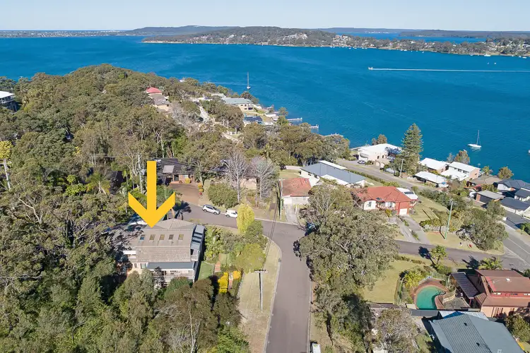 91 Alkrington Avenue, Fishing Point NSW 2283