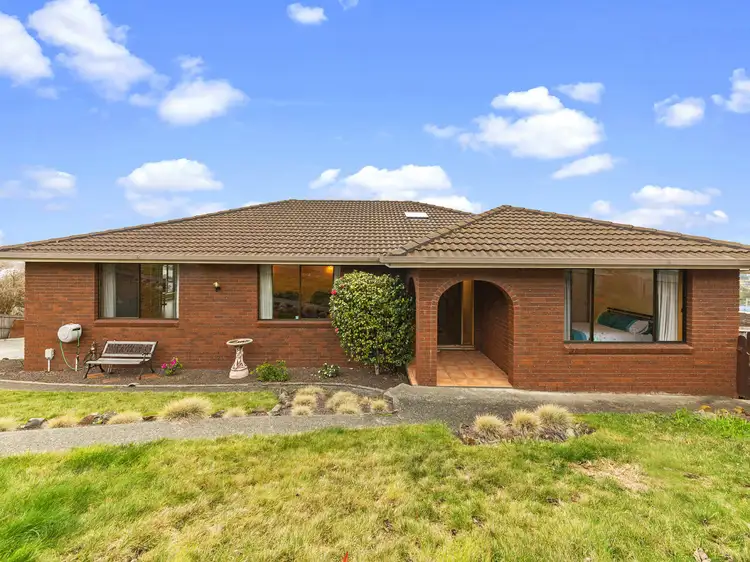 12 Newitt Drive, Austins Ferry TAS 7011