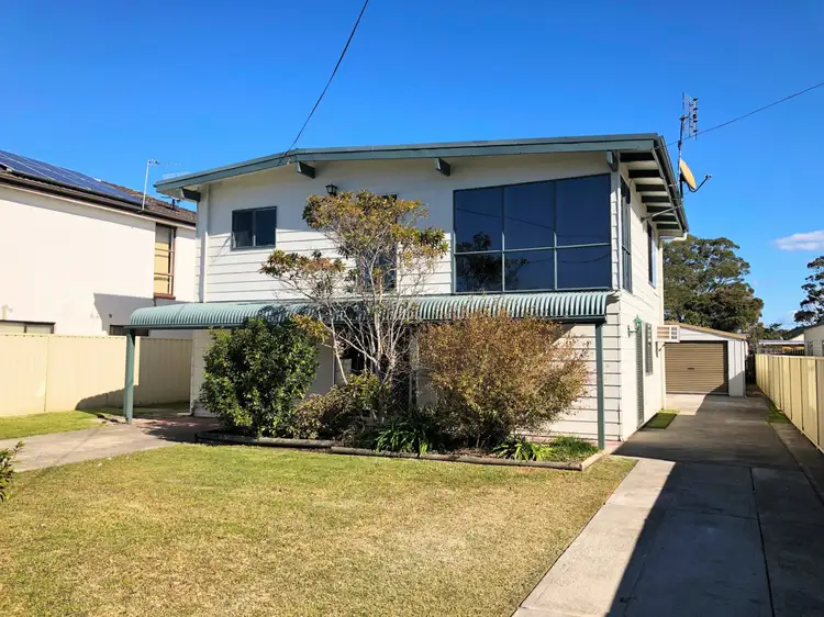 7 Truscott Avenue