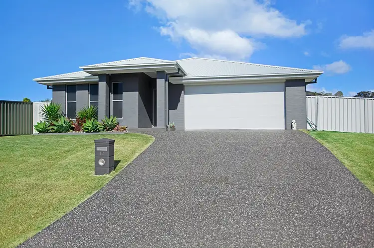 12 Howard Street, Wallabi Point NSW 2430