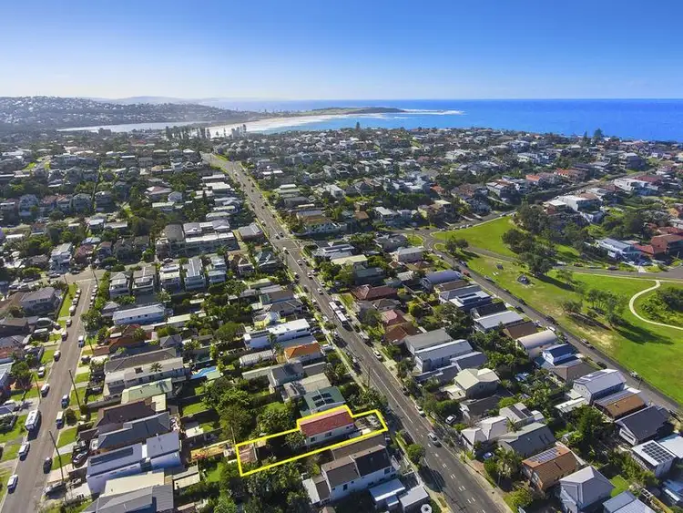 Second view of Homely house listing, 8 Griffin Road, North Curl Curl NSW 2099