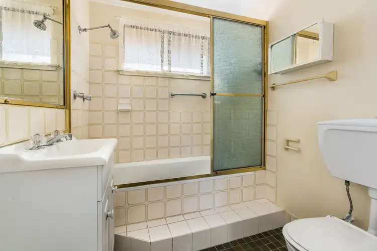 Fifth view of Homely unit listing, 2/1-7 Hartas Lane, Orange NSW 2800