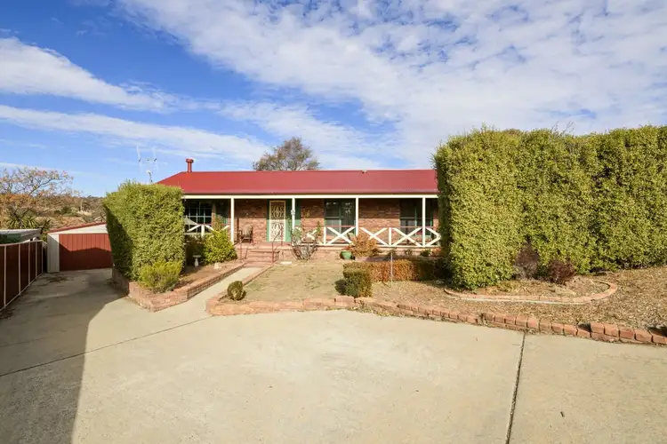 Main view of Homely house listing, 5 McInnes Place, Queanbeyan NSW 2620