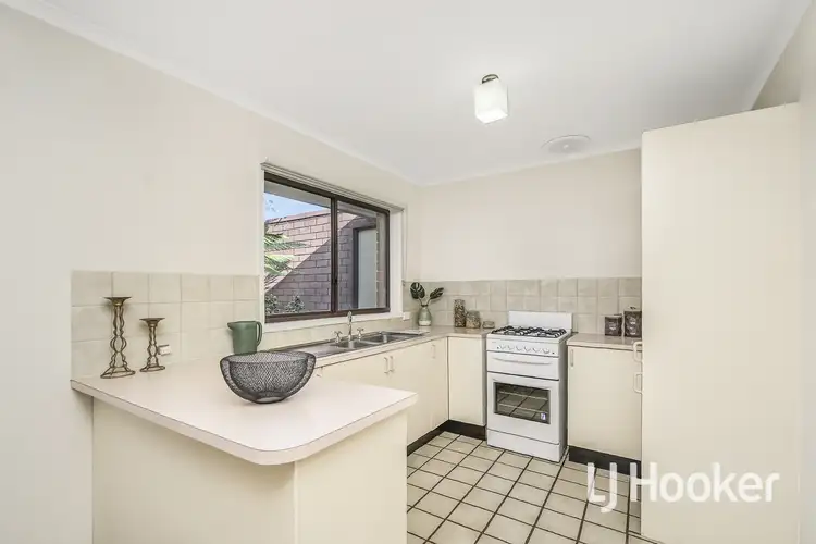 Fourth view of Homely unit listing, 3/2 Tania Court, Pakenham VIC 3810