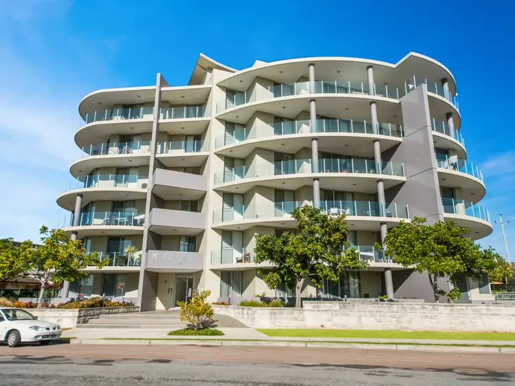 Main view of Homely unit listing, 2/11-15 Fairview Avenue, The Entrance NSW 2261