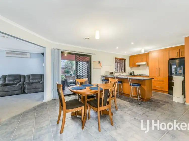 Sixth view of Homely house listing, 5 Breydon Place, Hampton Park VIC 3976