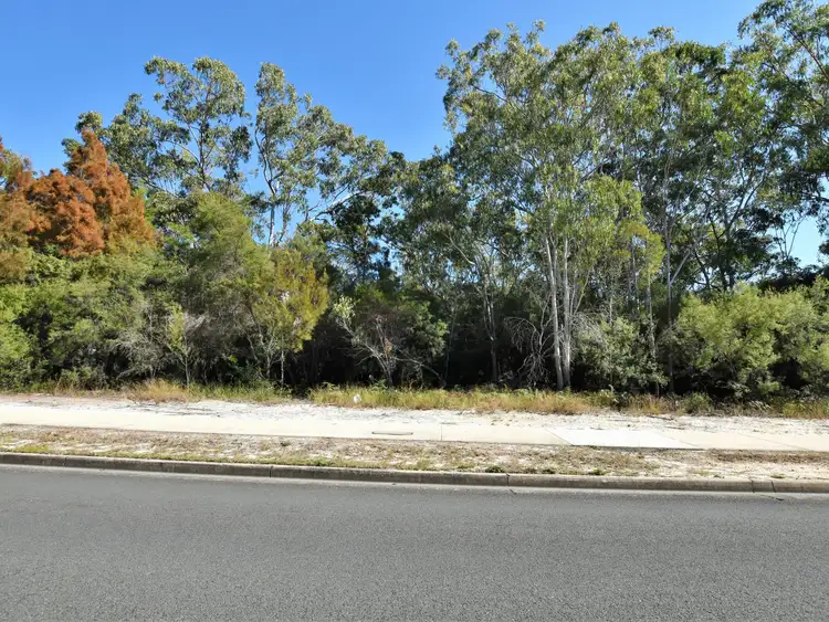 184 Centre Road, Russell Island QLD 4184