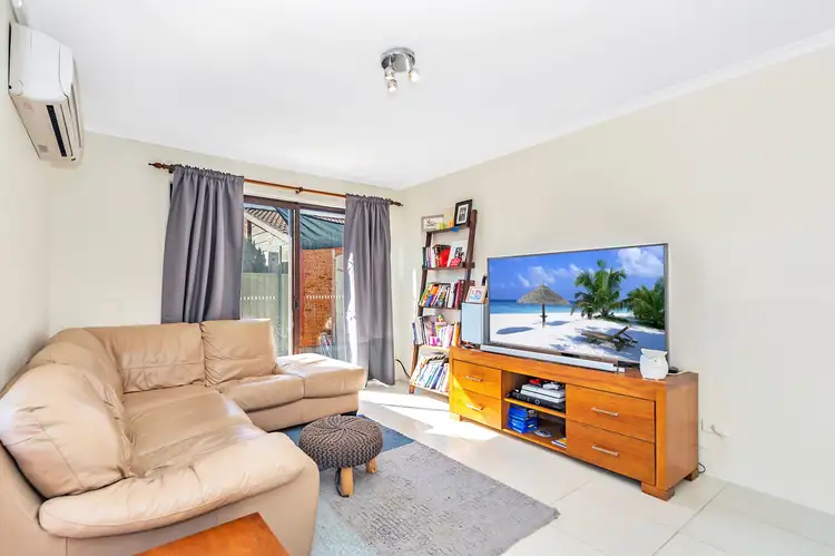 Seventh view of Homely house listing, 30 Tregear Close, Theodore ACT 2905