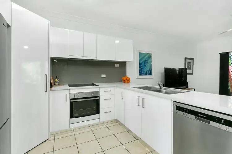 Second view of Homely unit listing, 11/11-19 Stratford Parade, Stratford QLD 4870