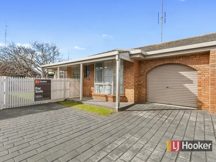 Third view of Homely house listing, Unit 3/5 Orme Street, Lakes Entrance VIC 3909