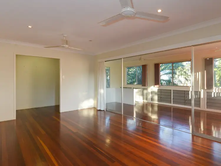 2 Gatcombe Lane, West Gladstone QLD 4680
