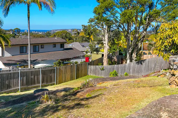 Fourth view of Homely house listing, 4 Southern Cross Way, Allambie Heights NSW 2100