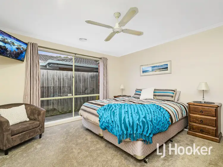 Sixth view of Homely house listing, 37 Parkwood Avenue, Narre Warren South VIC 3805