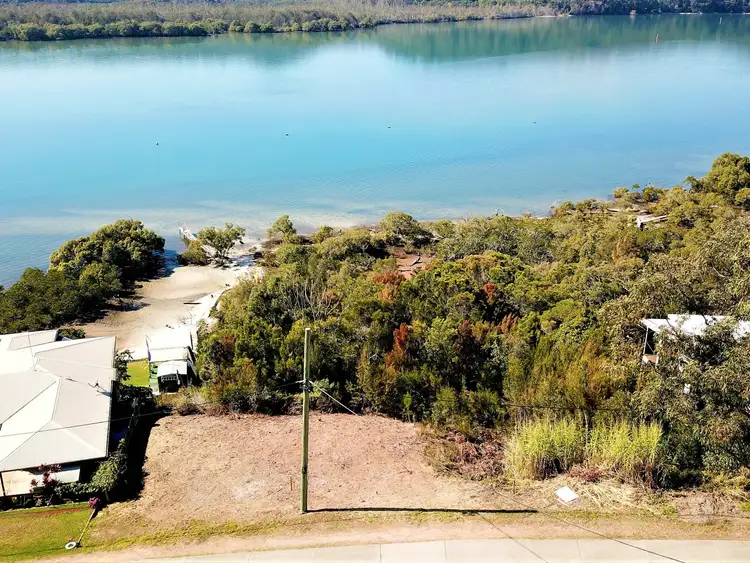 109 Wahine Dve, Russell Island QLD 4184