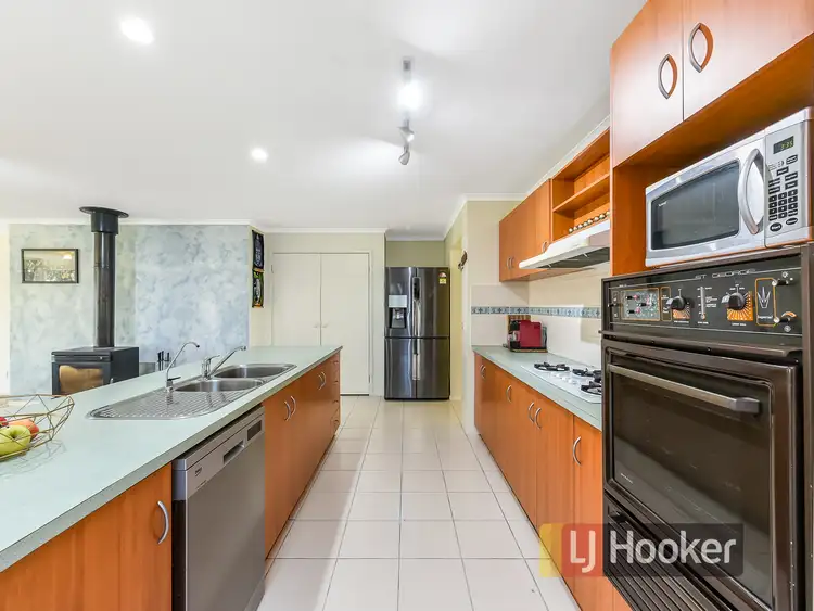 Seventh view of Homely house listing, 5 Fetlock Lane, Cranbourne East VIC 3977