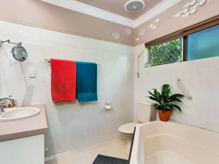 Seventh view of Homely townhouse listing, 6/4 Vallely Street, Freshwater QLD 4870