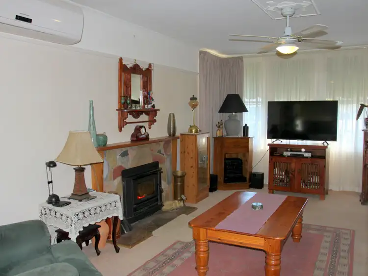 Fifth view of Homely house listing, 4 Hillside Avenue, Eildon VIC 3713