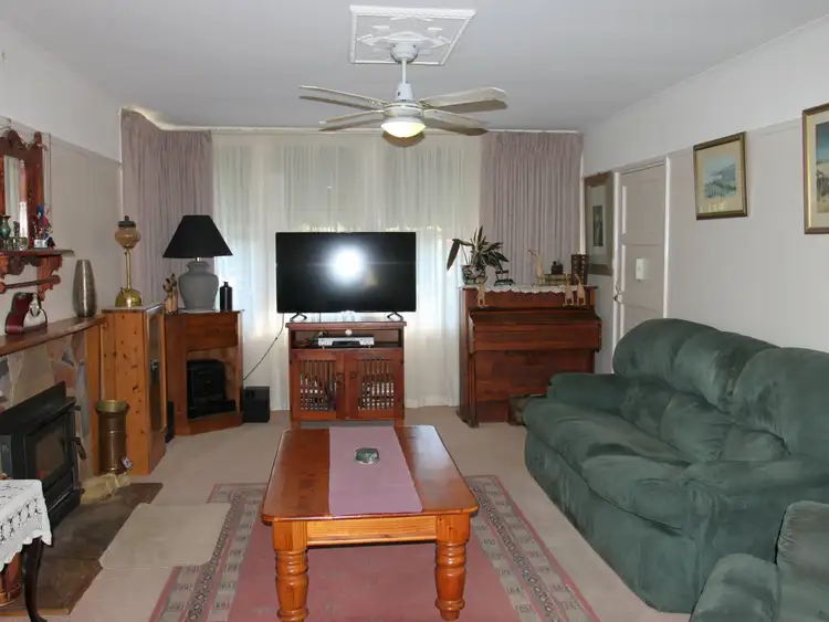 Sixth view of Homely house listing, 4 Hillside Avenue, Eildon VIC 3713