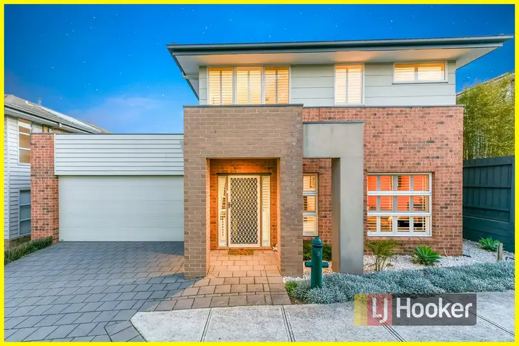 Main view of Homely house listing, 9 Barrier Reef Circuit, Endeavour Hills VIC 3802