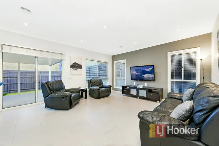 Fifth view of Homely house listing, 9 Barrier Reef Circuit, Endeavour Hills VIC 3802