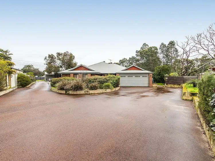16 Bittern Close, Maida Vale WA 6057