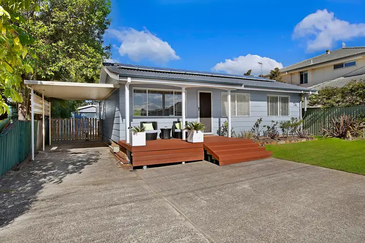Main view of Homely house listing, 16 Erin Avenue, Berkeley Vale NSW 2261