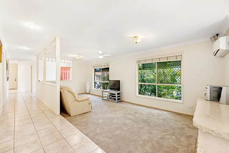 2 Flagstaff Place, Robina QLD 4226