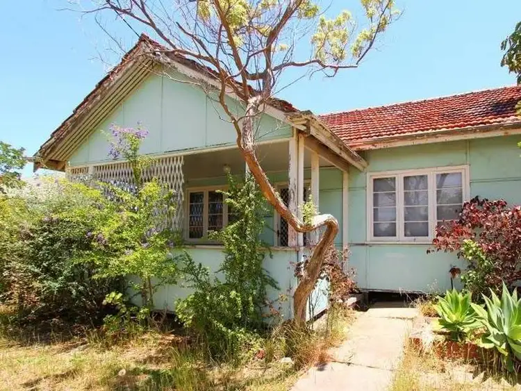 41 Ewart Street, Midvale WA 6056