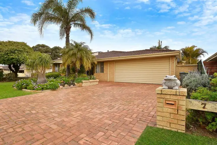 Second view of Homely house listing, 7 Bindoo Rise, Woodvale WA 6026