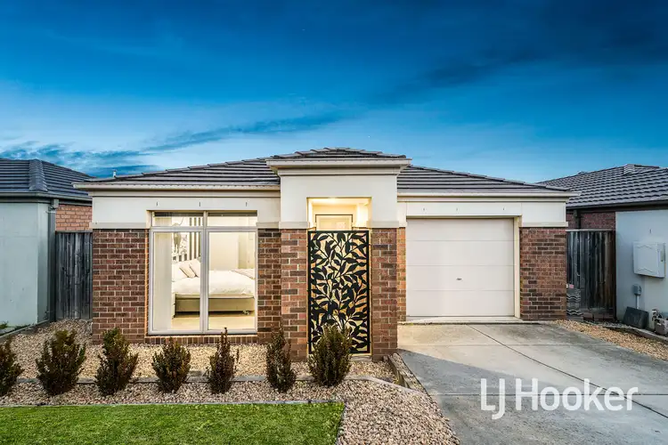 30 Kimberley Grove, Pakenham VIC 3810