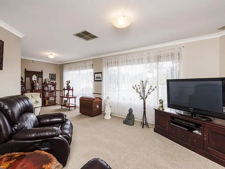 Sixth view of Homely house listing, 5 Eaglemont Drive, Swan View WA 6056