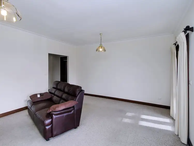 Third view of Homely townhouse listing, Unit 4/37 Riverine Street, Bairnsdale VIC 3875
