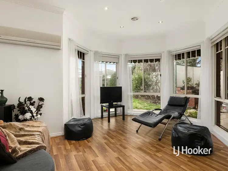 Fifth view of Homely house listing, 18 Carshalton Court, Hoppers Crossing VIC 3029