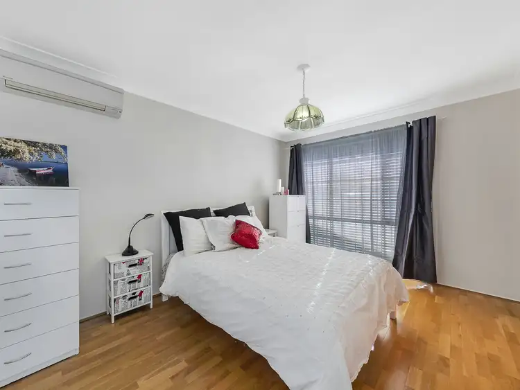 Second view of Homely house listing, 5 Archer Close, Kanwal NSW 2259