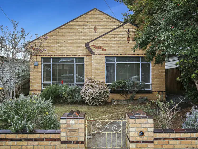 116 Rossmoyne Street, Thornbury VIC 3071