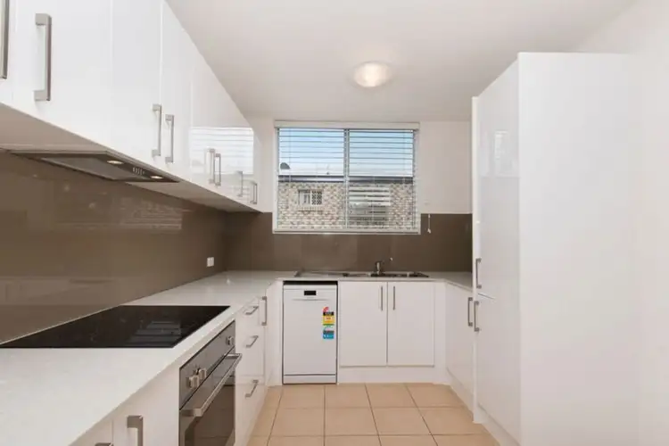 1/75 Jellicoe Street, Coorparoo QLD 4151