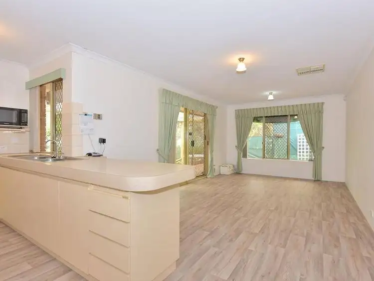 Fifth view of Homely unit listing, 4/8 Turf Court, Greenmount WA 6056