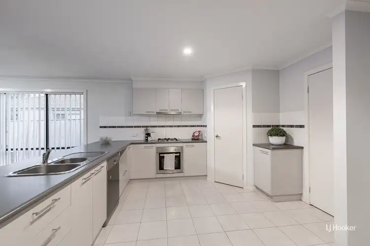 Sixth view of Homely house listing, 31 Hydrangea Drive, Point Cook VIC 3030